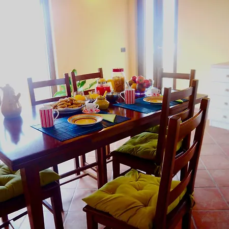 Pedra Rubia Bed and Breakfast Nebida