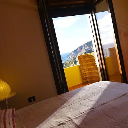 Pedra Rubia Bed and Breakfast Nebida