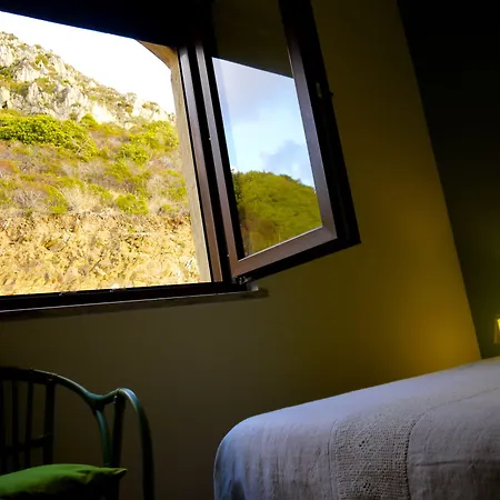 Pedra Rubia Bed and Breakfast