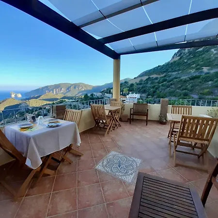 Pedra Rubia Bed & Breakfast 3*