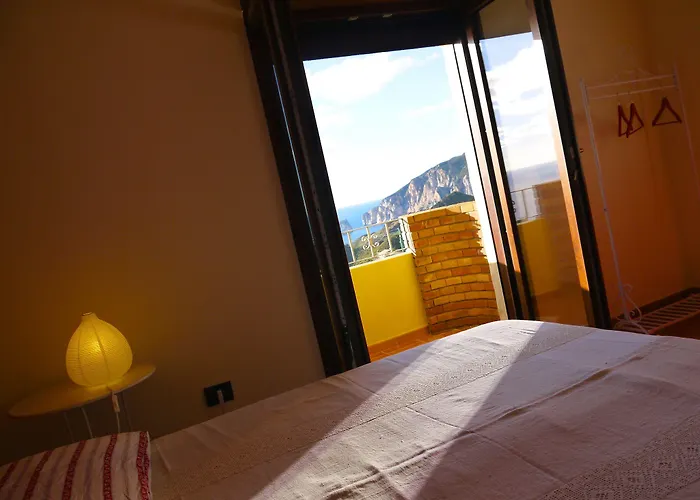 Pedra Rubia Bed & Breakfast Nebida